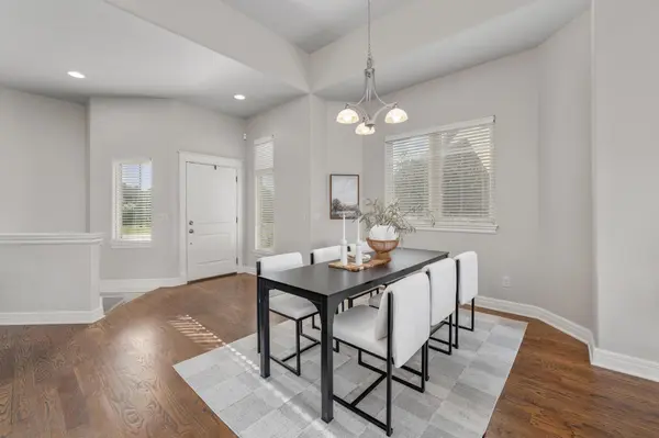 707 N Prairie Dunes St, Wichita, KS 67230