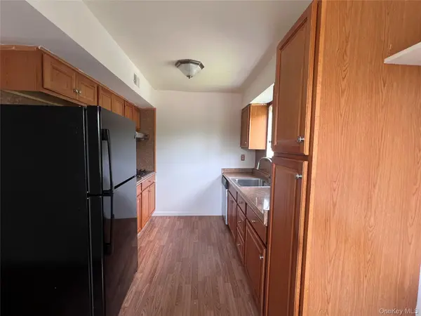 26 Cooper #403, Poughkeepsie, NY 12603