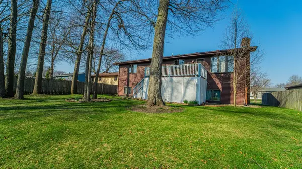 425 N Wright ST, Griffith, IN 46319