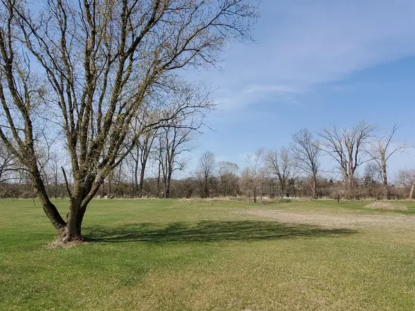 1106 Elm ST, Demotte, IN 46310