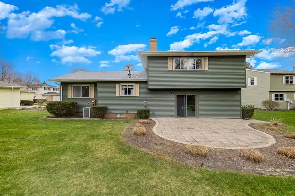 604 Stratford TER, Valparaiso, IN 46383
