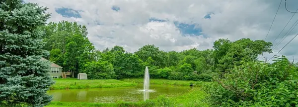 3909 Crown DR, Valparaiso, IN 46383