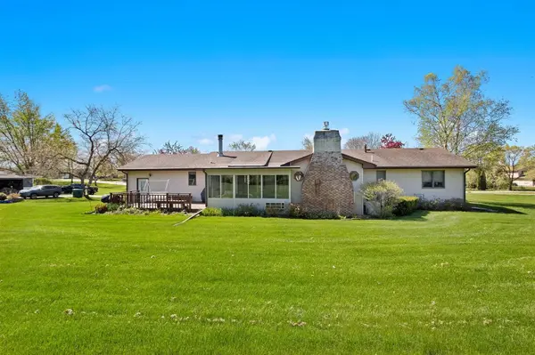 6950 E 85th CT, Merrillville, IN 46410