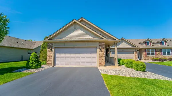 1256 Bluebell TRL, Schererville, IN 46375