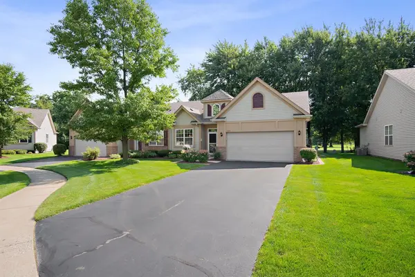 1405 Schaller LN, Dyer, IN 46311