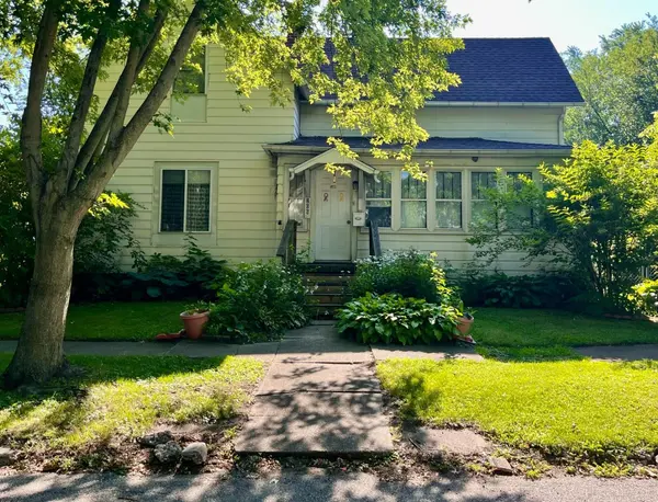 206 Weston ST, Valparaiso, IN 46385