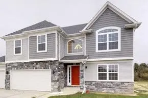 4002 Crown DR, Valparaiso, IN 46383