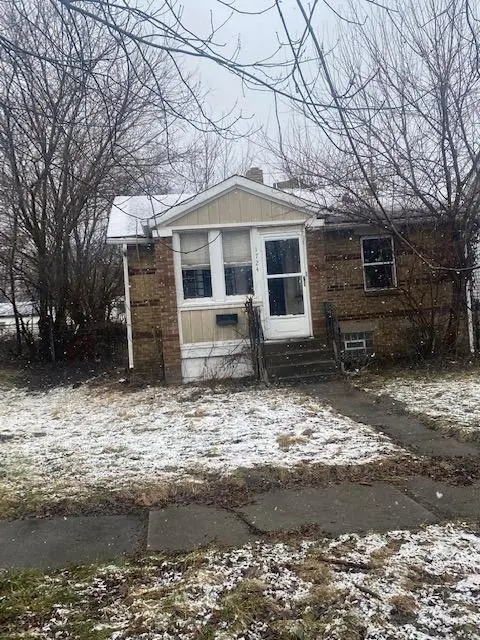 1724 Roosevelt Place, Gary, IN 46404