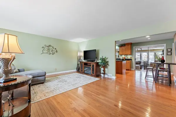 730 S Sherman ST, Crown Point, IN 46307