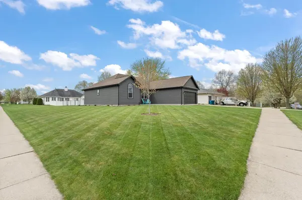 6307 W 135th AVE, Cedar Lake, IN 46303