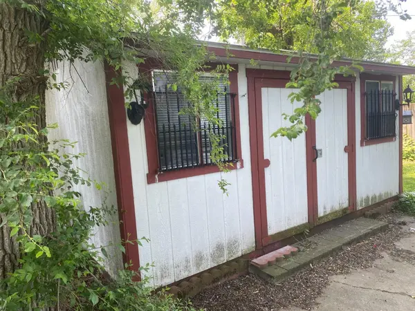438 Waltham ST, Hammond, IN 46320