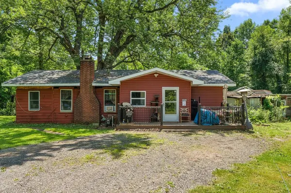 3054 W US Highway 20, La Porte, IN 46350
