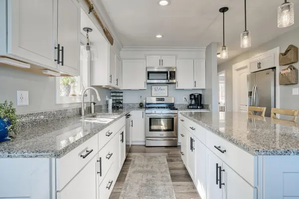 8204 Peterson Boulevard, Cedar Lake, IN 46303