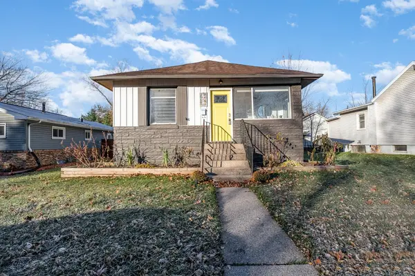 408 S 11th Street, Chesterton, IN 46304