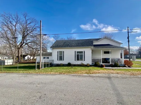 201 E Bates ST, Hebron, IN 46341