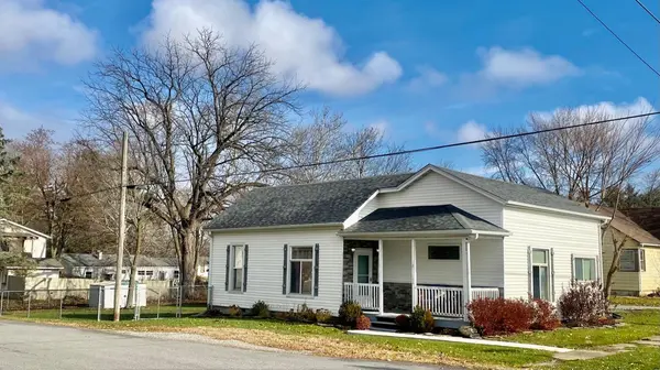 201 E Bates ST, Hebron, IN 46341