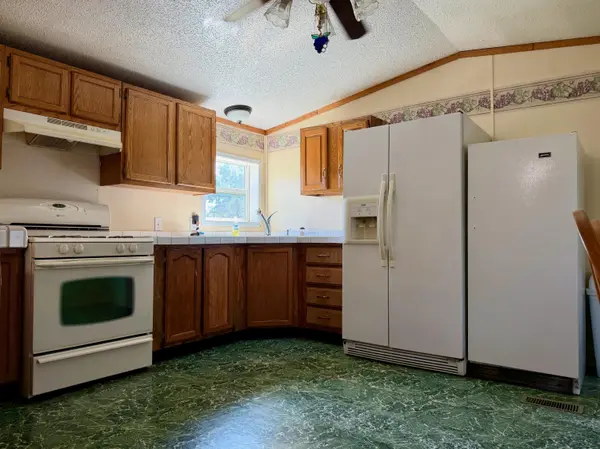 7497 S 250 W, North Judson, IN 46366