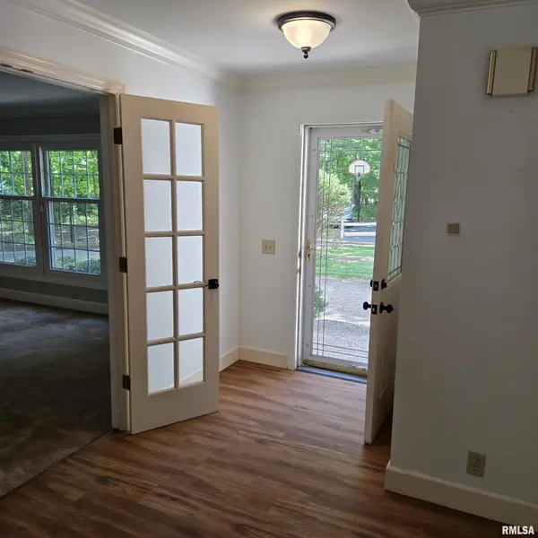 309 W EAGLE NEST RD, Dunlap, IL 61525
