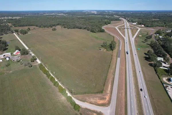 18007 Norton Drive, Phillipsburg, MO 65722