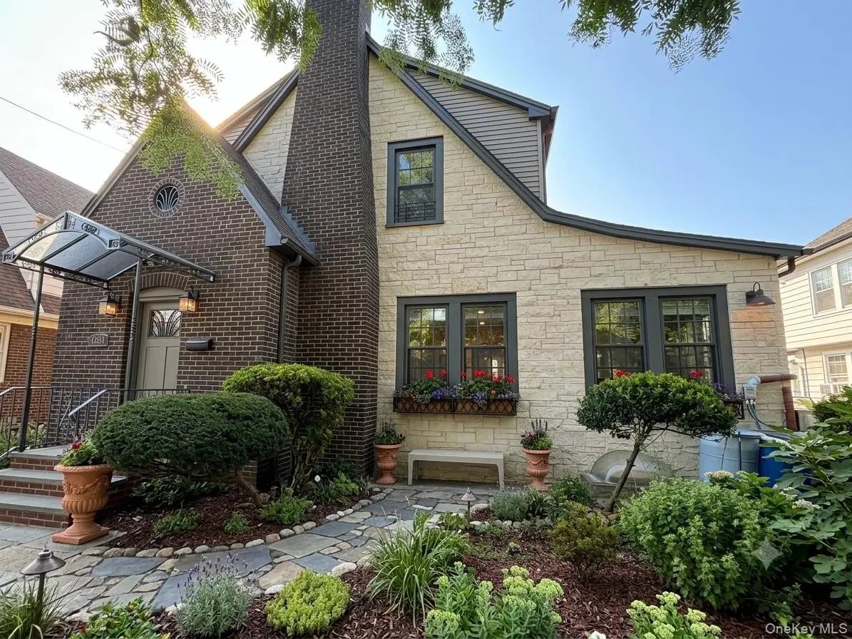 15744 Quince AVE, Flushing, NY 11355