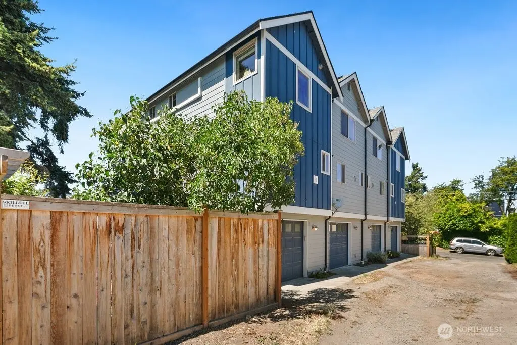 4237 S Bozeman ST #D, Seattle, WA 98118