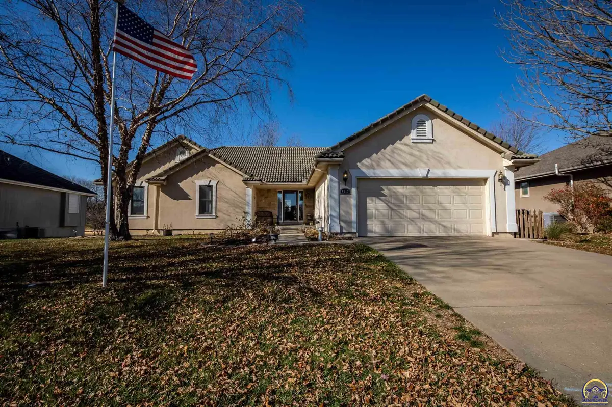 4213 SW Stone AVE, Topeka, KS 66610
