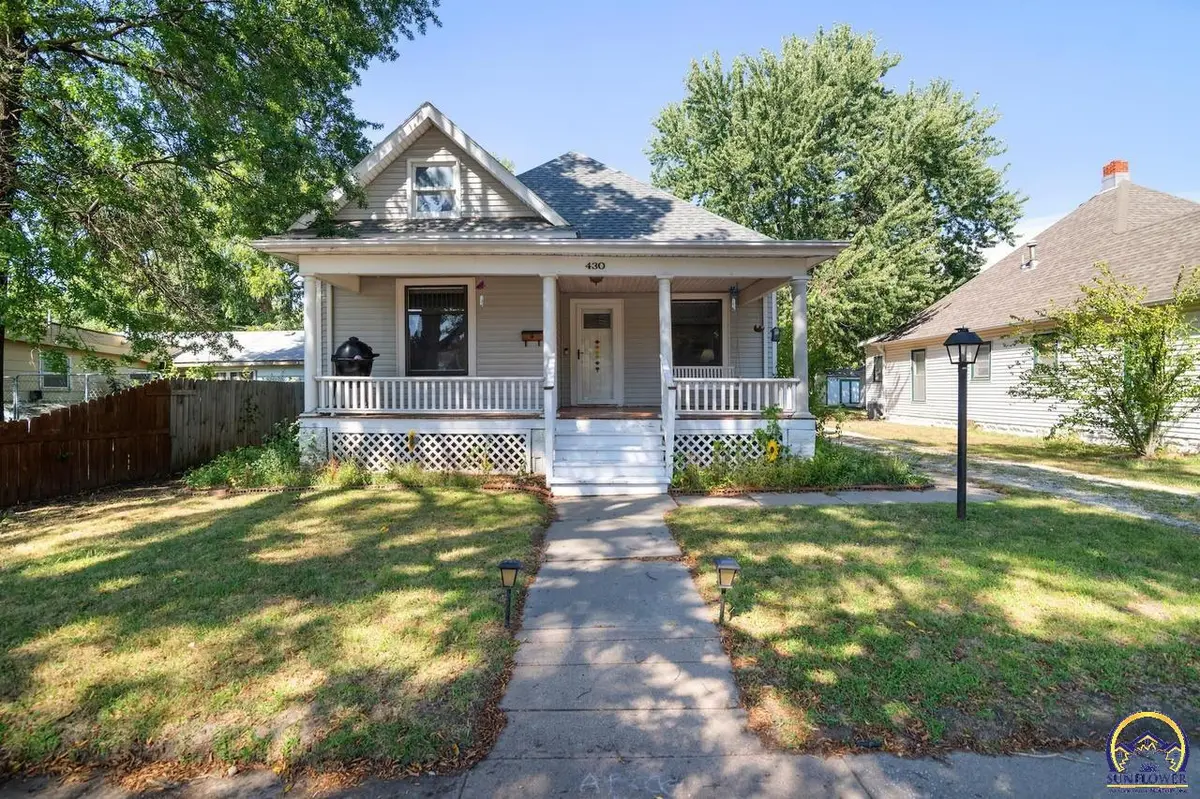 430 W 6th St, Newton, KS 67114