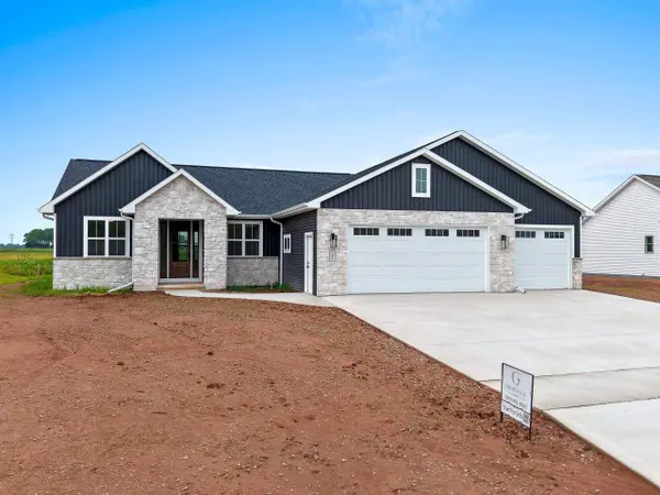 1607 TORCHWOOD TRL, De Pere, WI 54115