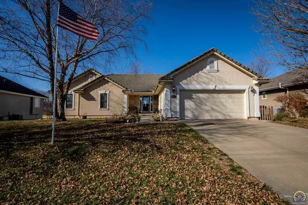 4213 SW Stone AVE, Topeka, KS 66610