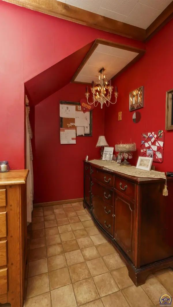 317 Chestnut ST, Everest, KS 66424