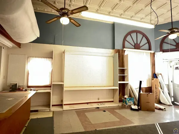 210 S Union ST, Mclouth, KS 66054-9999