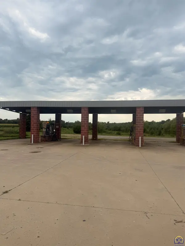 407 N Martin St, Osage City, KS 66523