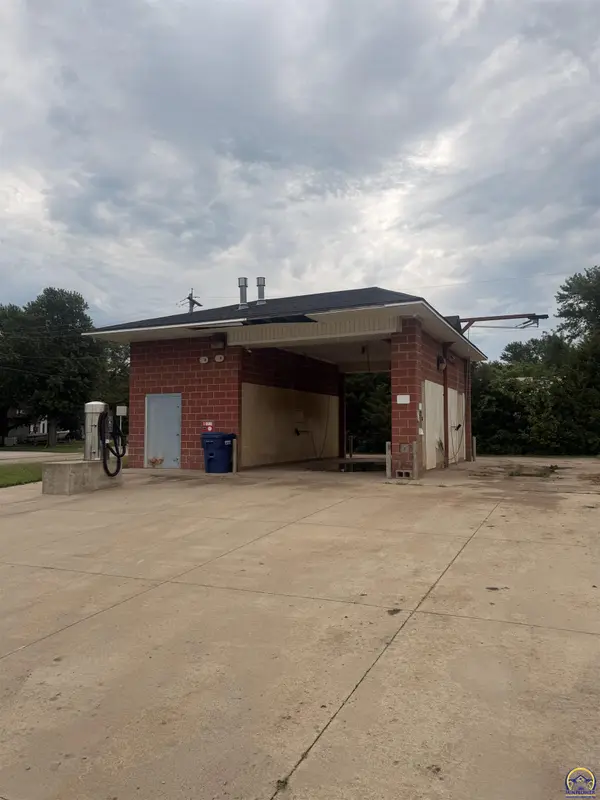 106 N Main ST, Eskridge, KS 66423