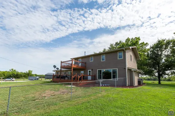 1786 Road E5, Emporia, KS 66801