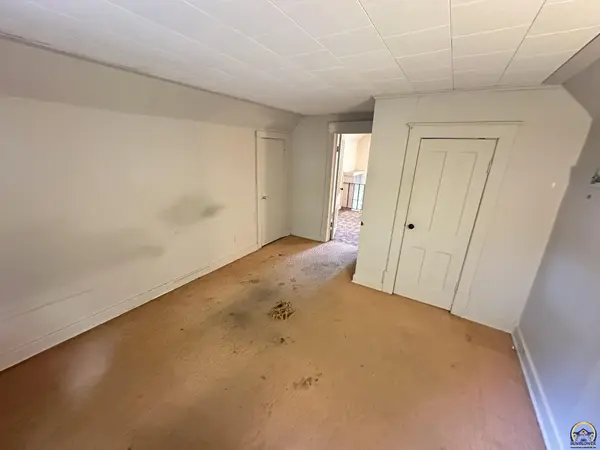 1408 N 3rd ST, Neodesha, KS 66757