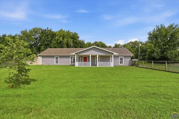13881 Osage RD, Valley Falls, KS 66088