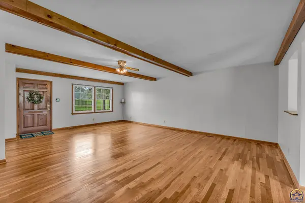 3114 SW Arnold AVE, Topeka, KS 66614