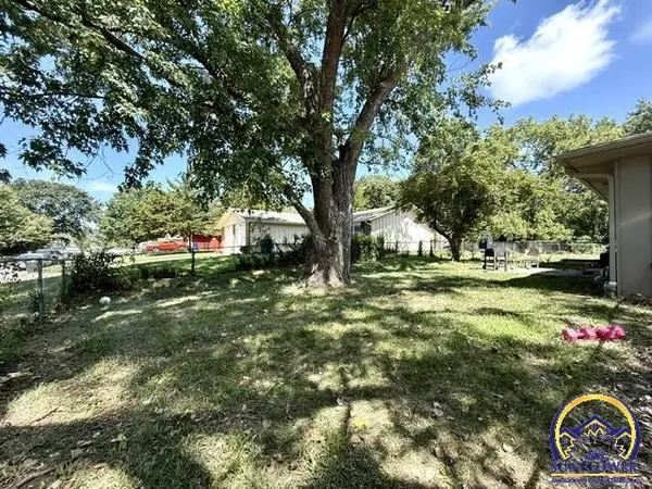 2911 & 2913 Belle Haven, Lawrence, KS 66046