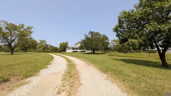 1050 Road F, Emporia, KS 66801