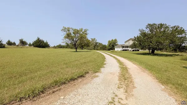 1050 Road F, Emporia, KS 66801