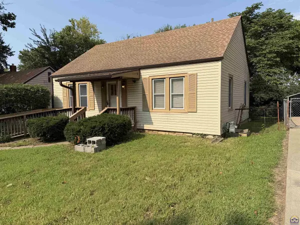 2121 SE Pennsylvania AVE, Topeka, KS 66605