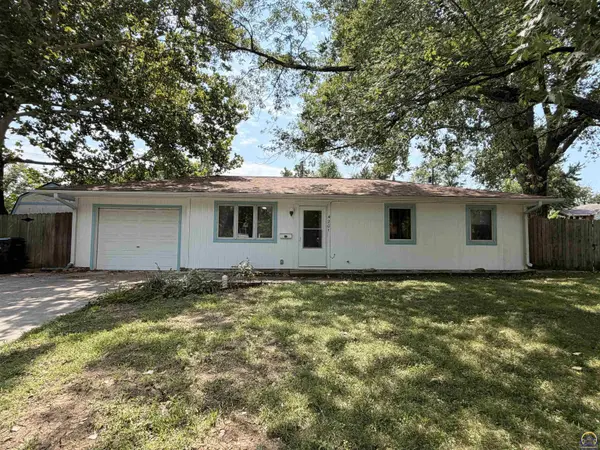 4201 SW 33rd TER, Topeka, KS 66614
