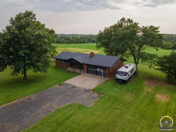 1011 Elm ST, Oskaloosa, KS 66066