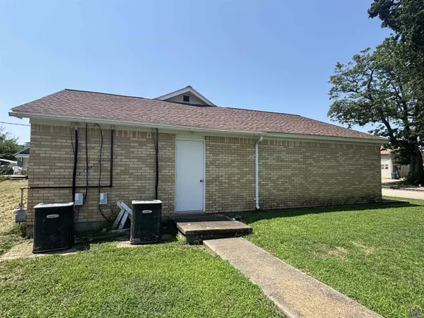 202 S 3rd ST, Madison, KS 66860