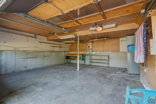 4213 SE Virginia CT, Topeka, KS 66609