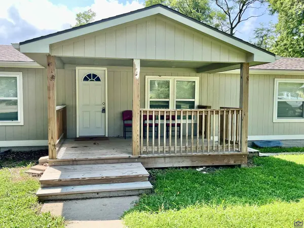 301 N 1st ST, Herington, KS 67449