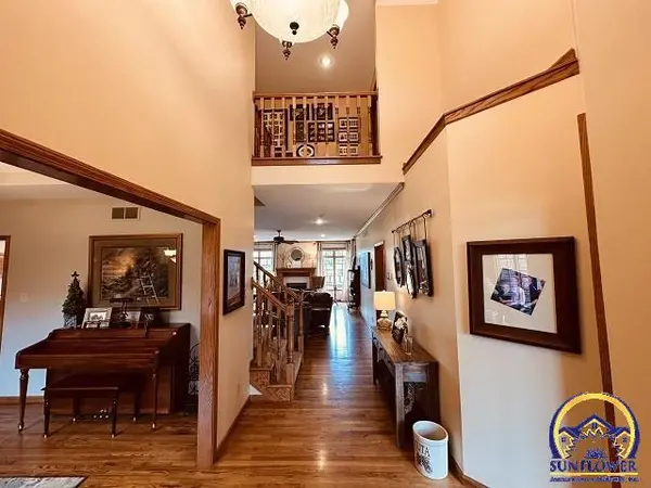 7442 SW Ambassador PL, Topeka, KS 66610