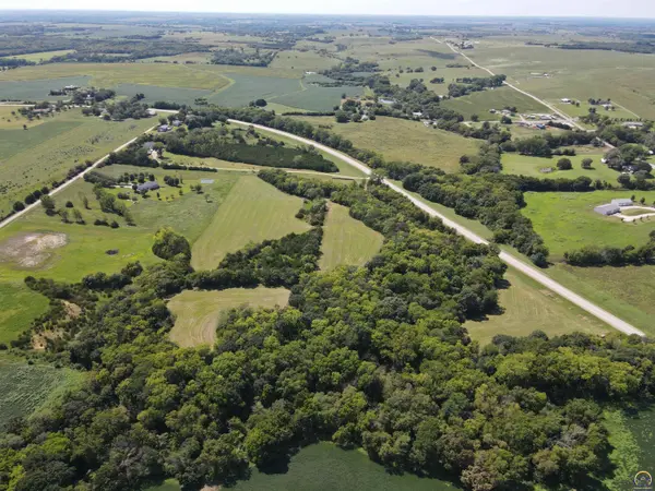 13142 K-4 HWY #tract 2, Valley Falls, KS 66088