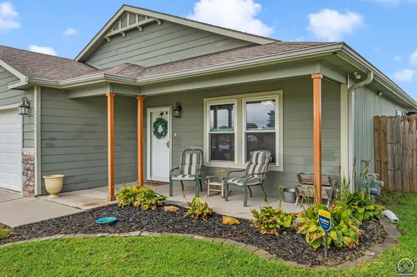 2221 SE Shiloh Ridge LN, Tecumseh, KS 66542