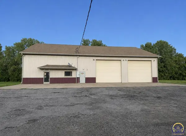 1401 K-4 HWY, Valley Falls, KS 66088